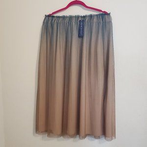 NWT Ombre tulle skirt